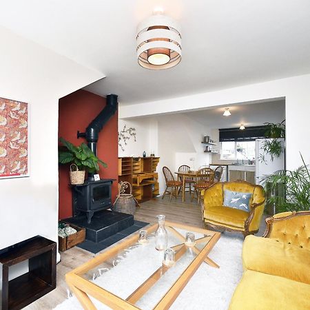 Sunny Seaside Sanctuary - Two Bedroom Apartment Brighton Екстер'єр фото