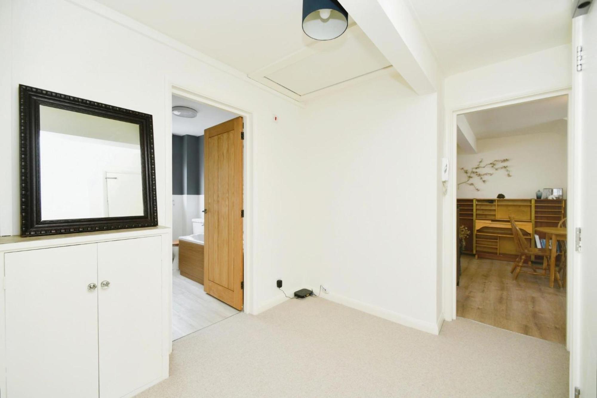 Sunny Seaside Sanctuary - Two Bedroom Apartment Brighton Екстер'єр фото